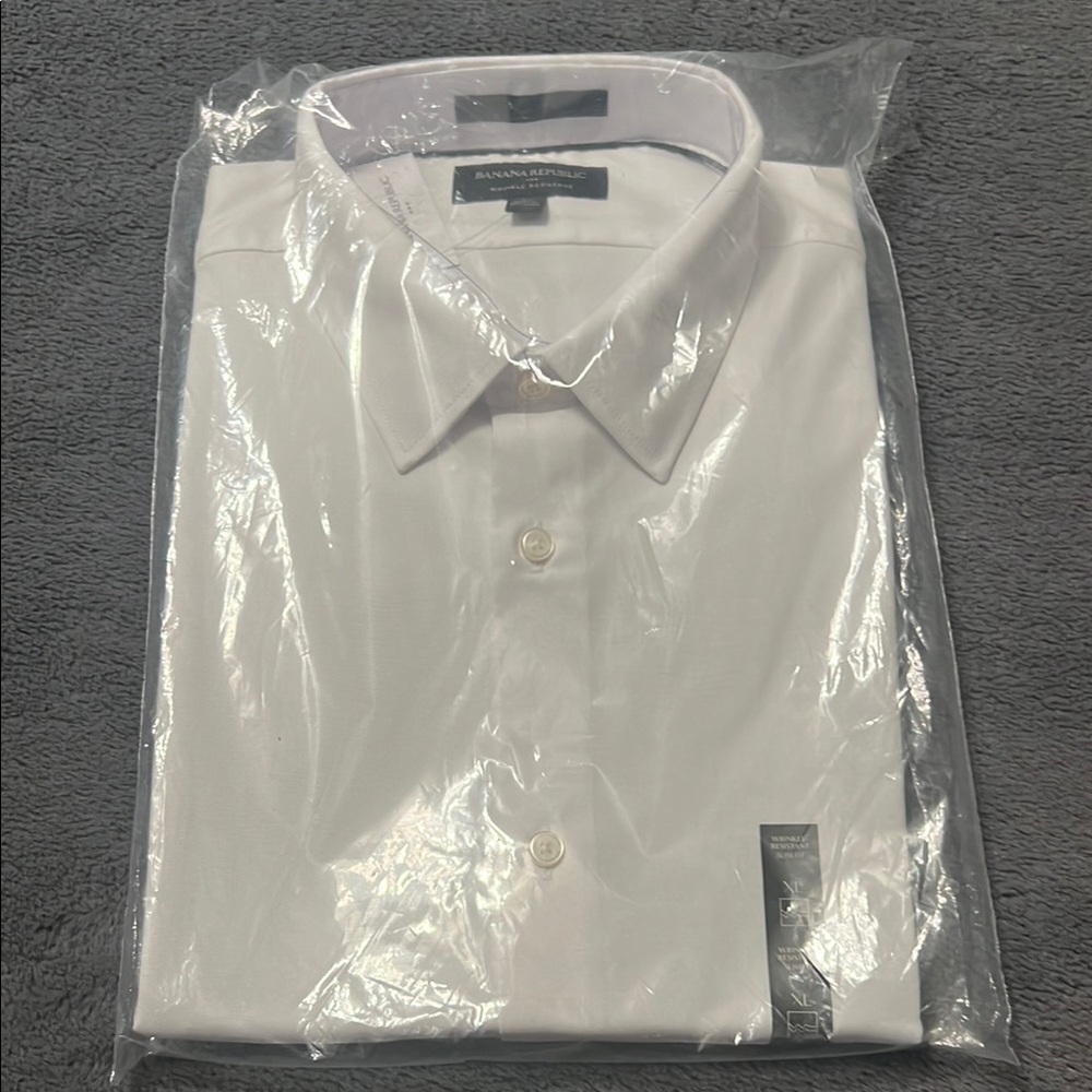 Banana Republic Slim Fit XL Wrinkle Resistant White Dress Shirt